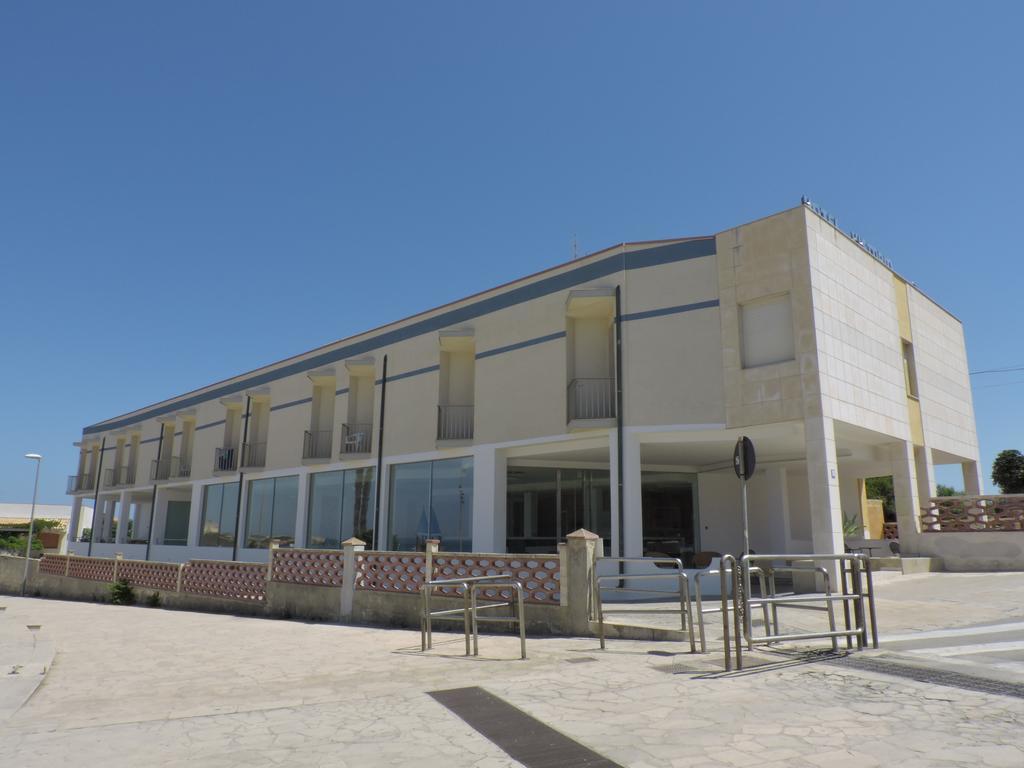 Hotel Vittorio Portopalo Di Capo Passero Exterior photo